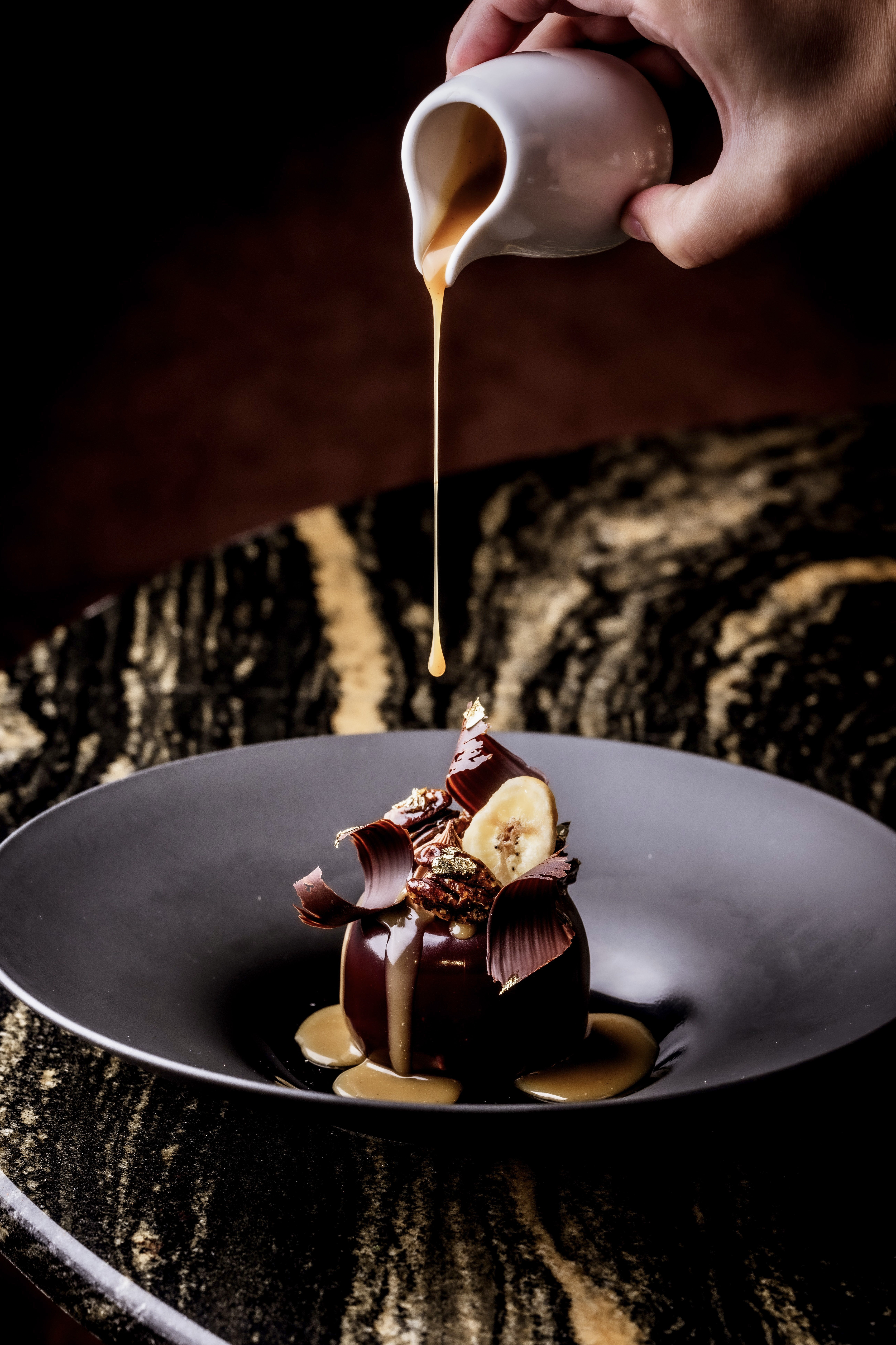 Banana, Salted caramel, Dark chocolate, Pecan nut